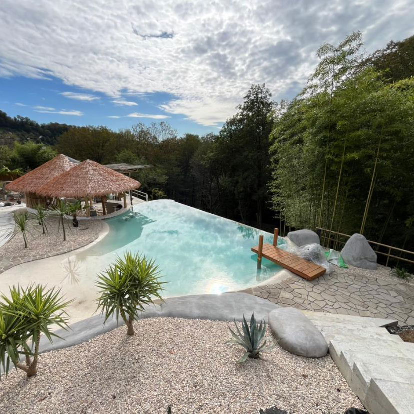 Переливной бассейн на террасе