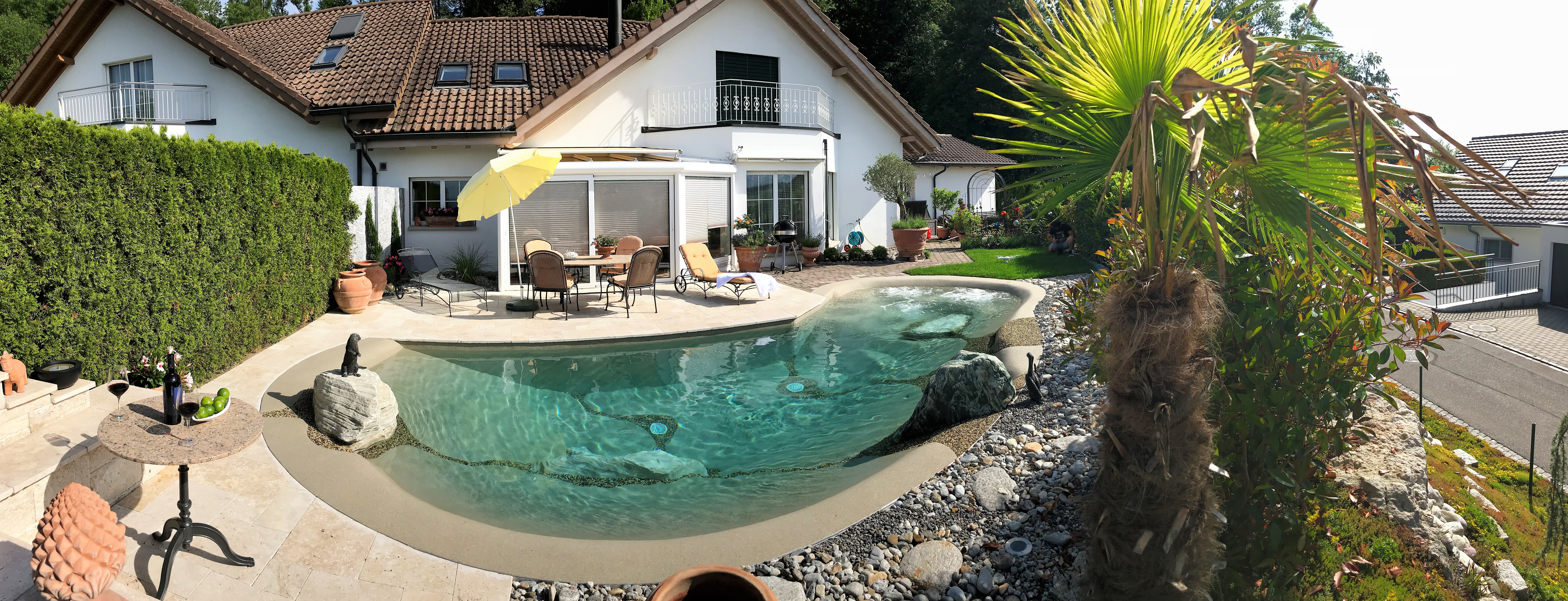 Бассейн с песочной отделкой